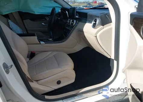 2019 Mercedes-Benz Glc 300 z USA, uszkodzony, nr VIN WDC0G4JB1KV128427